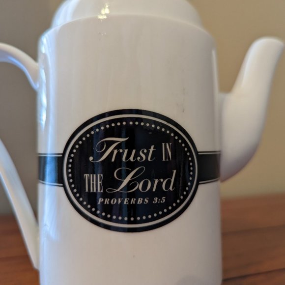 Trust in the Lord Black & White Teapot/Coffee Pot Proverbs 3:5 Pitcher - Picture 2 of 12